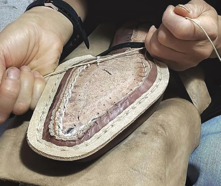 Welted construction , Ram sivena